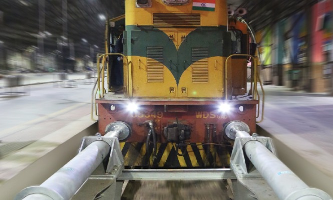Front of freight train in front of Oleo hydraulic buffer stops in situ at Churchgate station